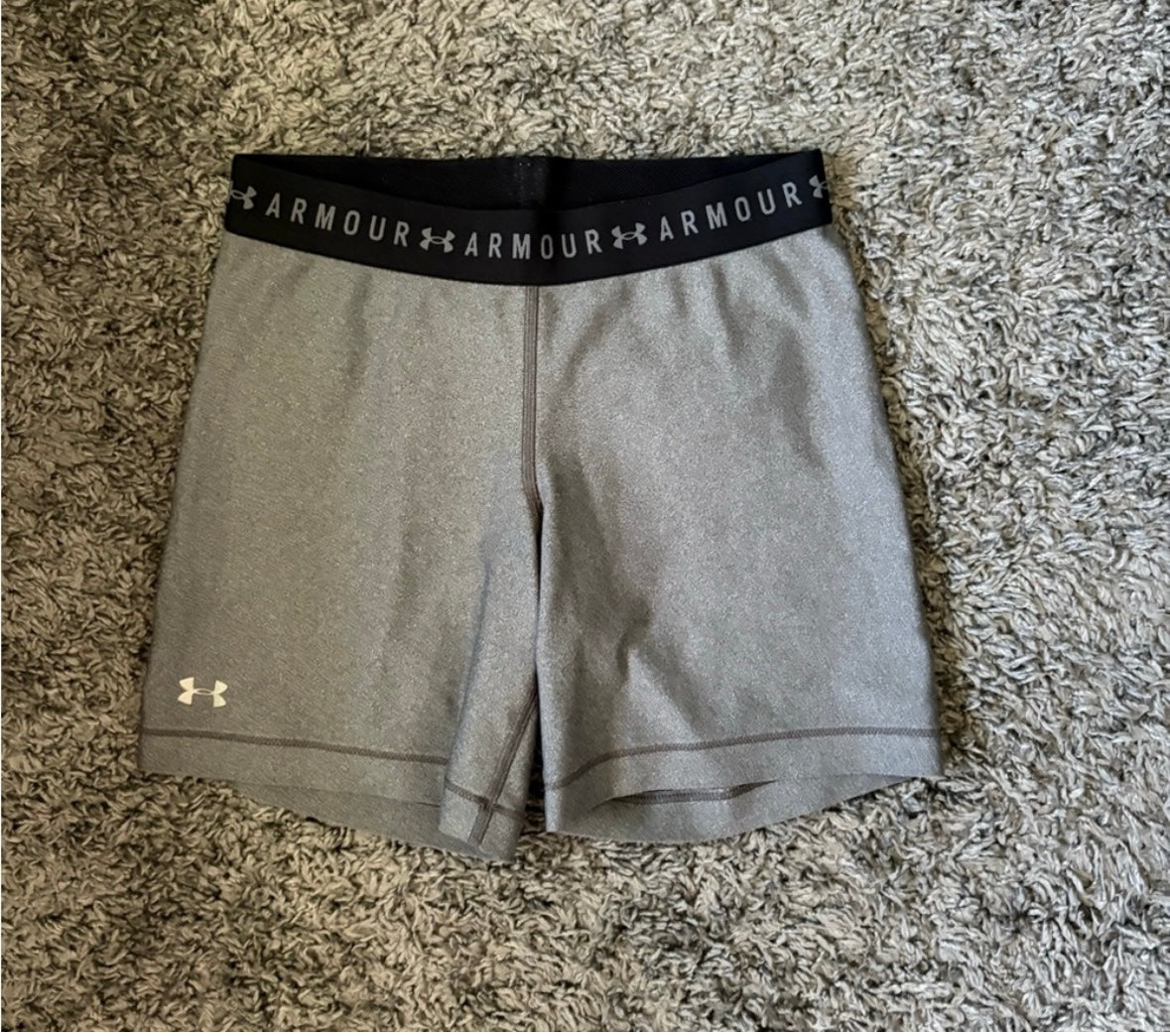 Well Worn Gym Shorts 🖤🩶🖤