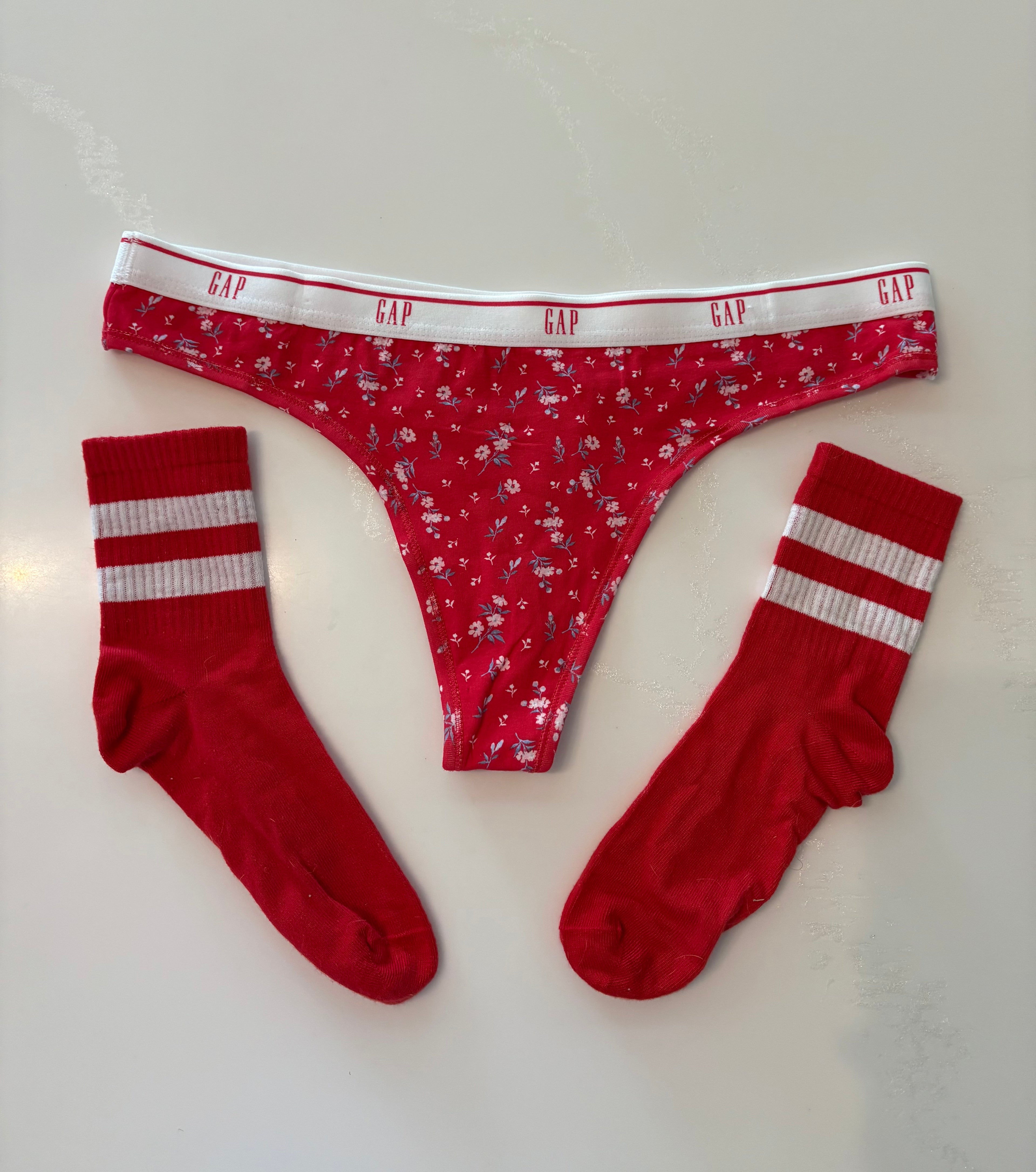 Red Floral Gap Thong ❤️🤍🩵