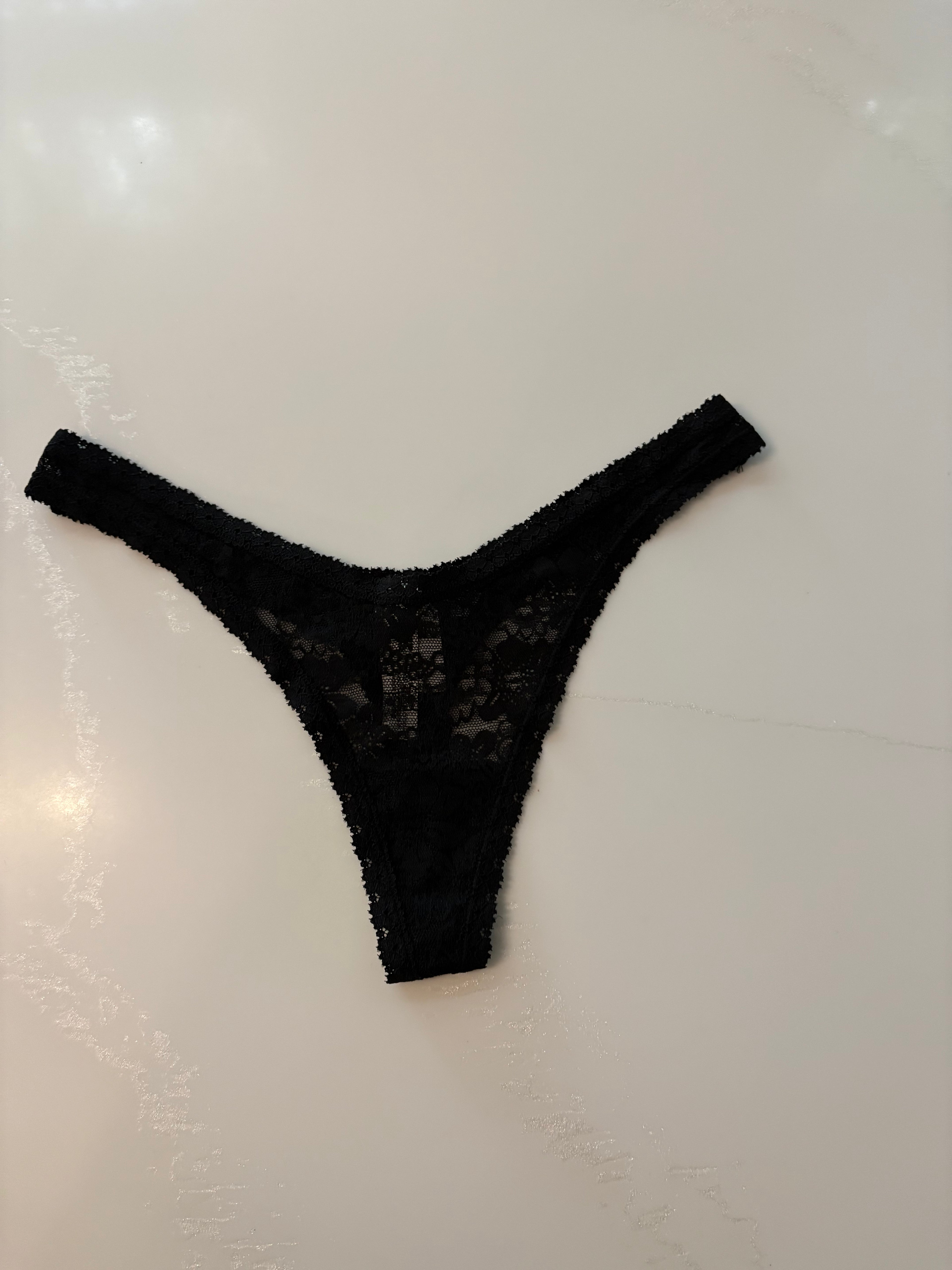 Worn/Used VS Thong 🖤