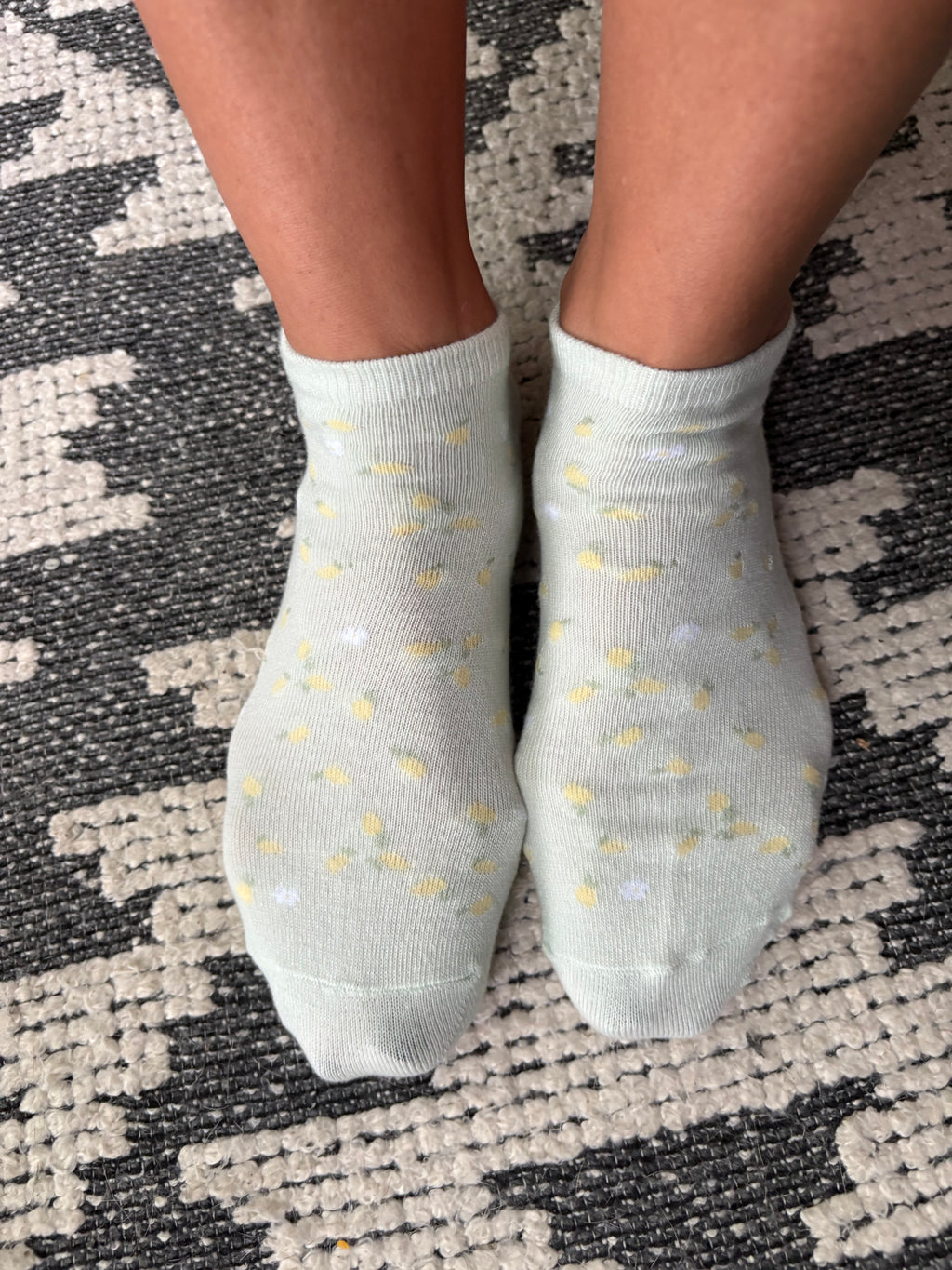 Worn/Used Cute Women’s Socks 🍋🍋