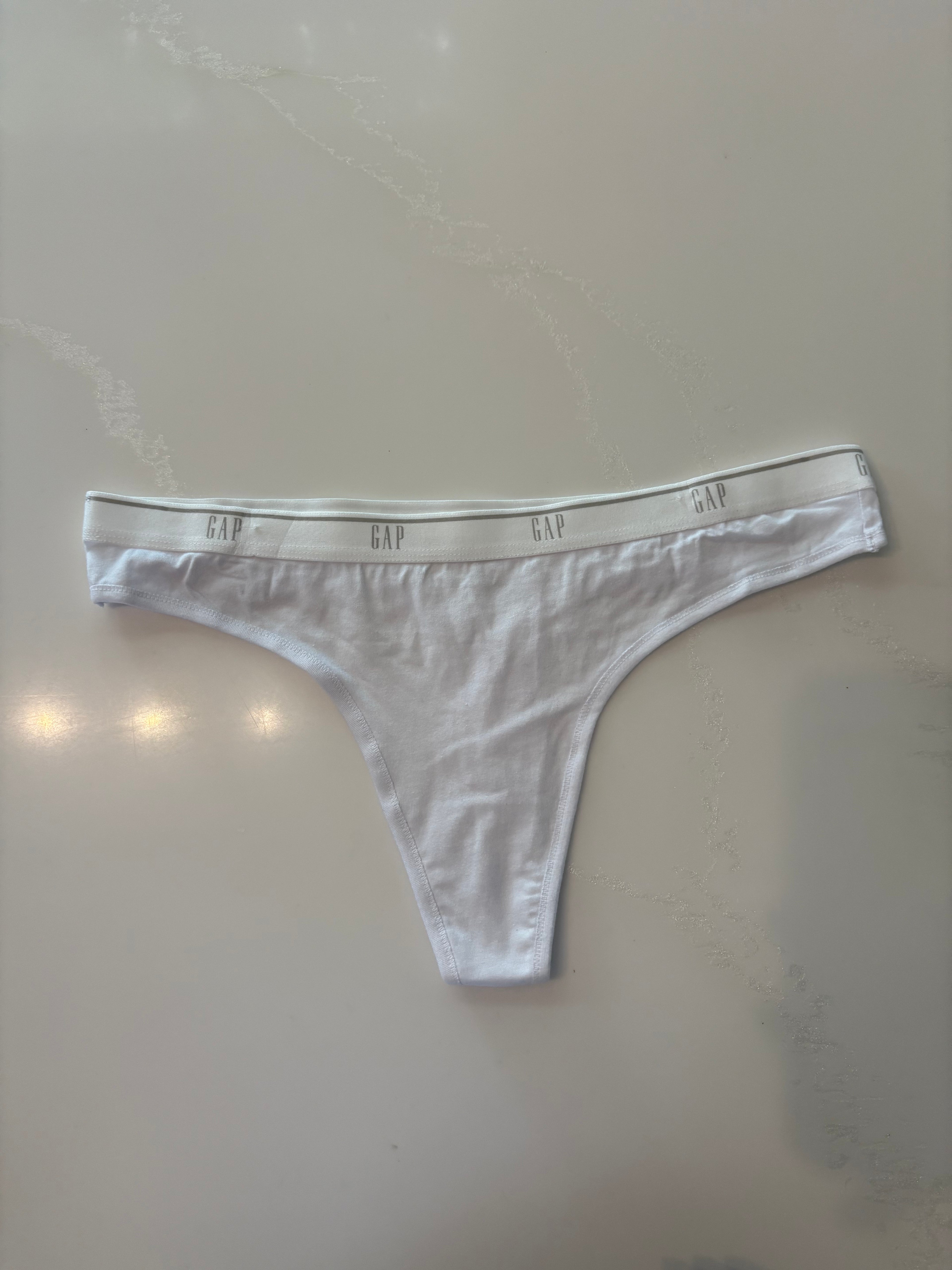 Worn/Used Gap Thong 🤍