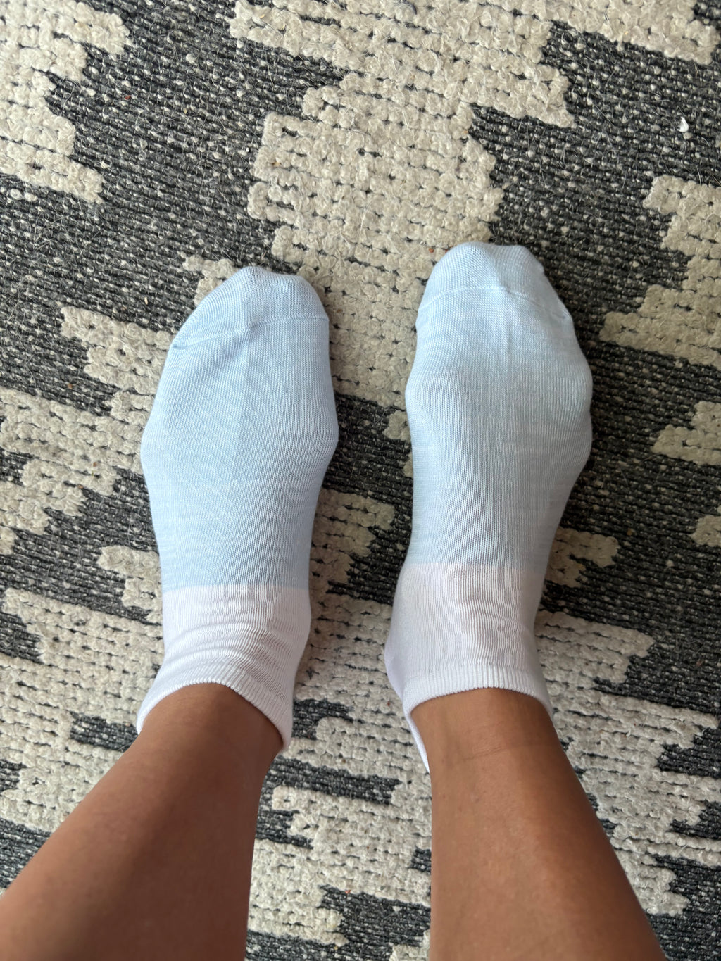 Worn/Used Women’s Socks 🩵🤍🩵