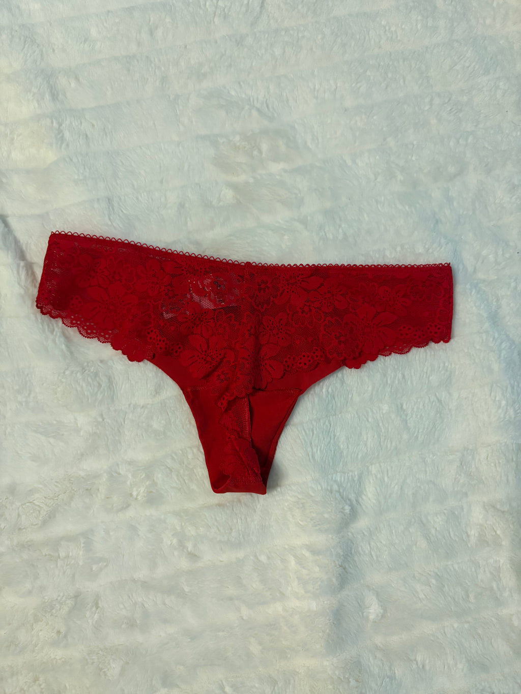 Used/Worn VS CheekyThong 🌹